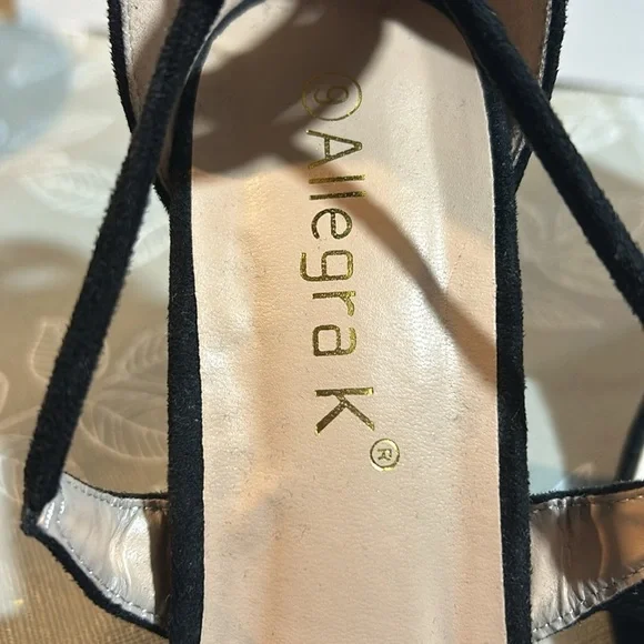 Ladies size 9 sandal heels. Never worn. Allegra K. - Picture 5 of 7